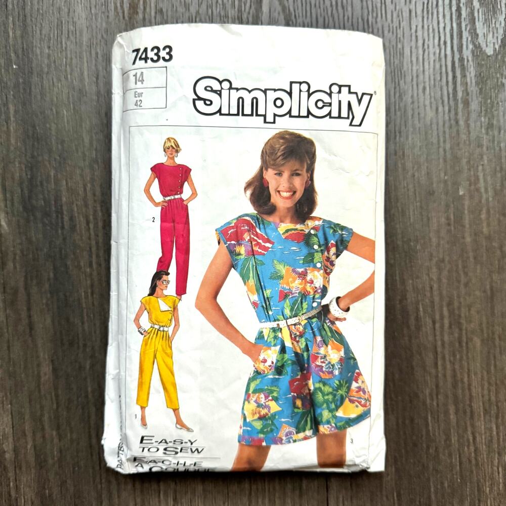 Vintage 1980s Simplicity 7433 Sewing Pattern Womens Sm Jumpsuit Romper COMPLETE